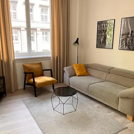 아파트 Skau Gajova Family Two Bedroom With A Terrace Free Parking *
